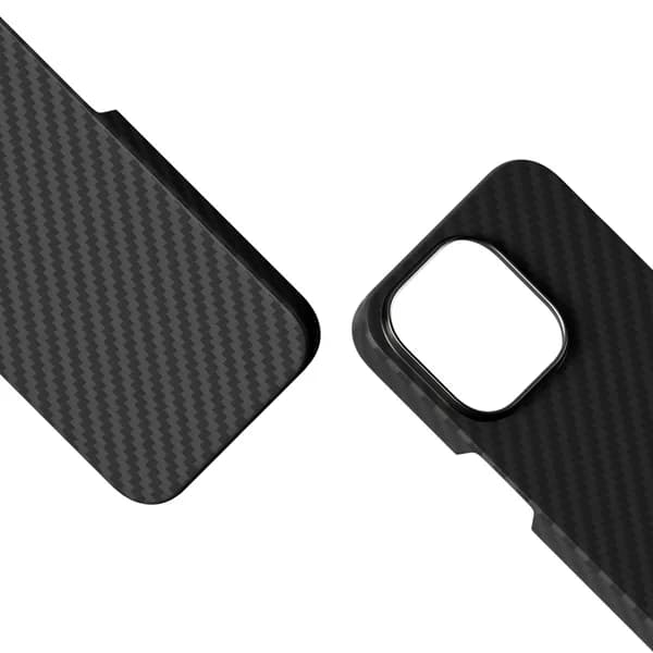 Epico Mag+ Carbon Case for iPhone 15 Pro - black