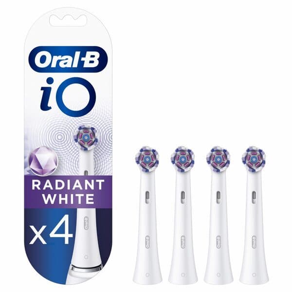 Oral-B iO Radiant White 4 kpl -vaihtoharjaspäät
