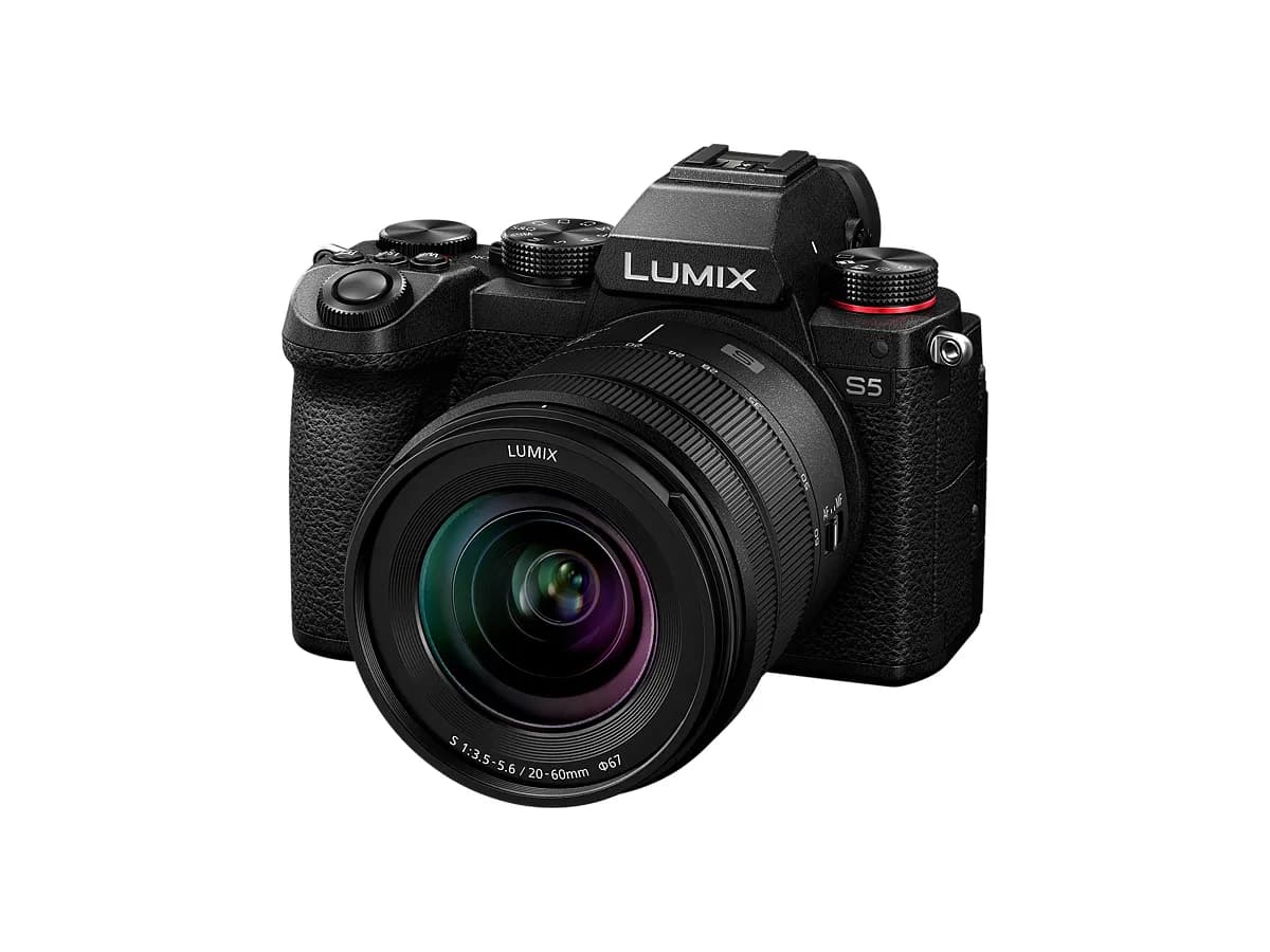 Panasonic Lumix DC-S5 Kit 20-60mm f3.5-5.6 KIT -systeemikamera