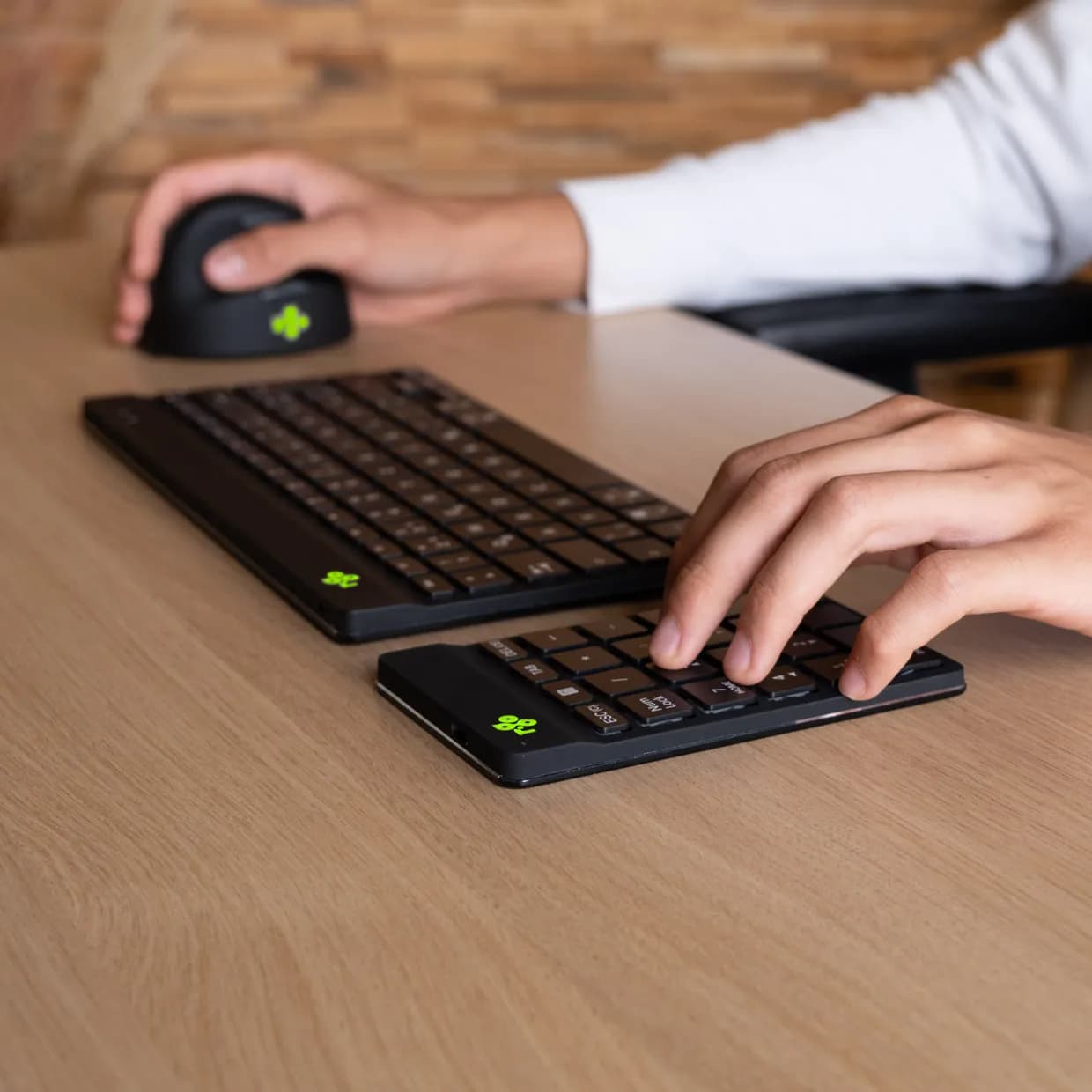 R-Go Numpad Break (Numeric Keypad), Wireless Black