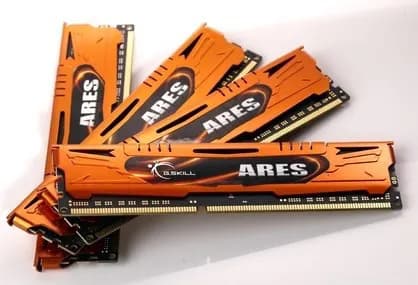 G.SKILL 32 Gt (4 x 8 Gt) DDR3 1600 MHz, CL10 -muisti