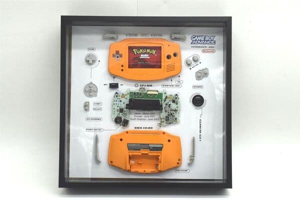 GRC Retro Art Nintendo Gameboy Advance Console -display, Oranssi
