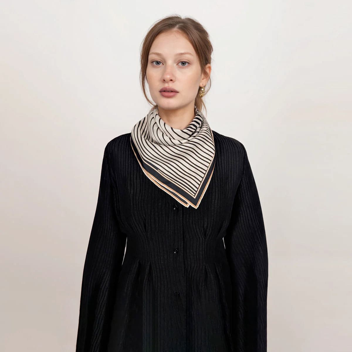 Double Date Scarf Black Striped