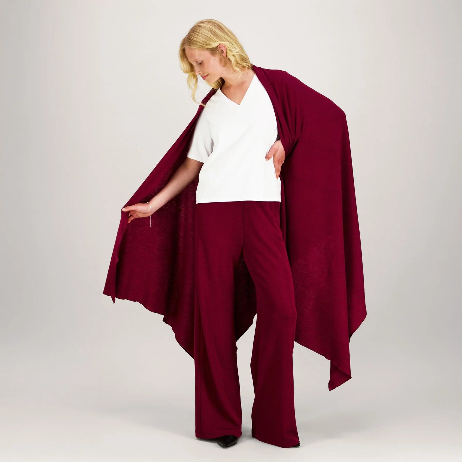 Kaiho Scarf Cranberry Red