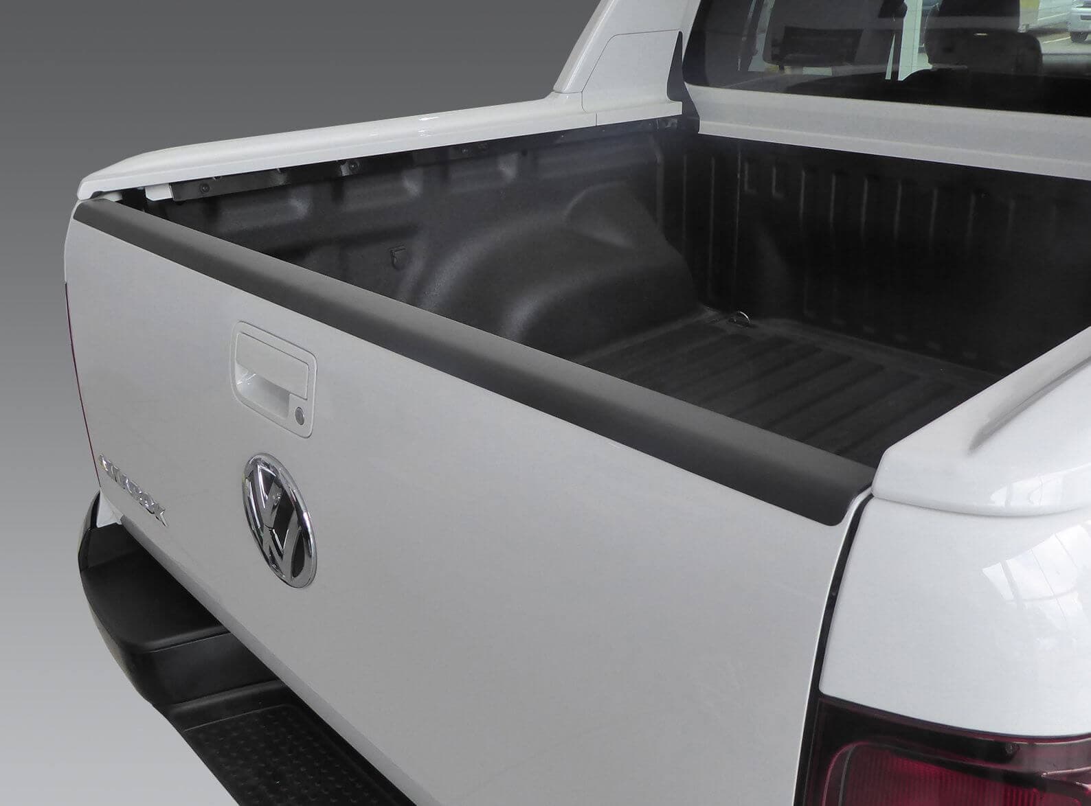Takalaudan suoja Volkswagen Amarok – RGM
