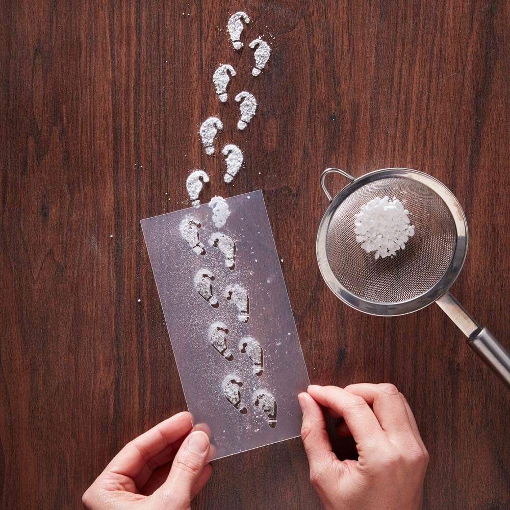 Tontun jalanjäljet, Muovisapluuna, 2kpl