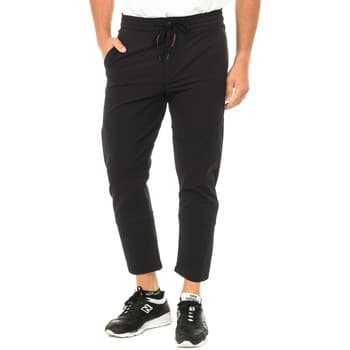 Jogging housut / Ulkoiluvaattee Napapijri  NP0A4E8A-041  EU XXL