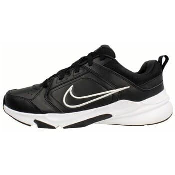 Kengät Nike  Defyallday  44 1/2