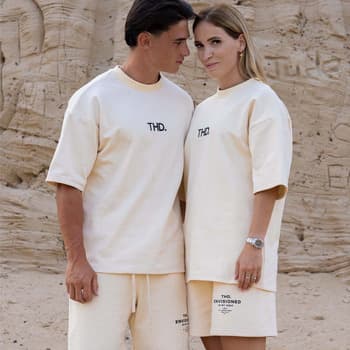 Lyhythihainen t-paita THEAD.  APRIL  EU M