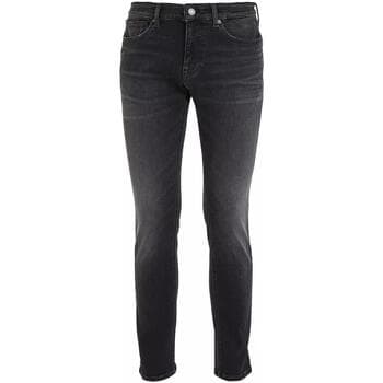 Farkut Tommy Hilfiger  DM0DM17407 1BZ  US 38 / 32