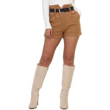 Shortsit & Bermuda-shortsit La Modeuse  69212_P161321  EU S