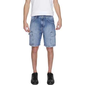 Shortsit & Bermuda-shortsit Antony Morato  ADAM MMDS00078-FA750475  IT 44