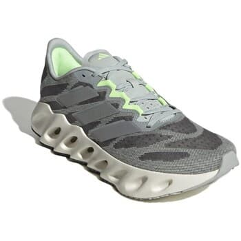 Kengät adidas  Switch Fwd  48