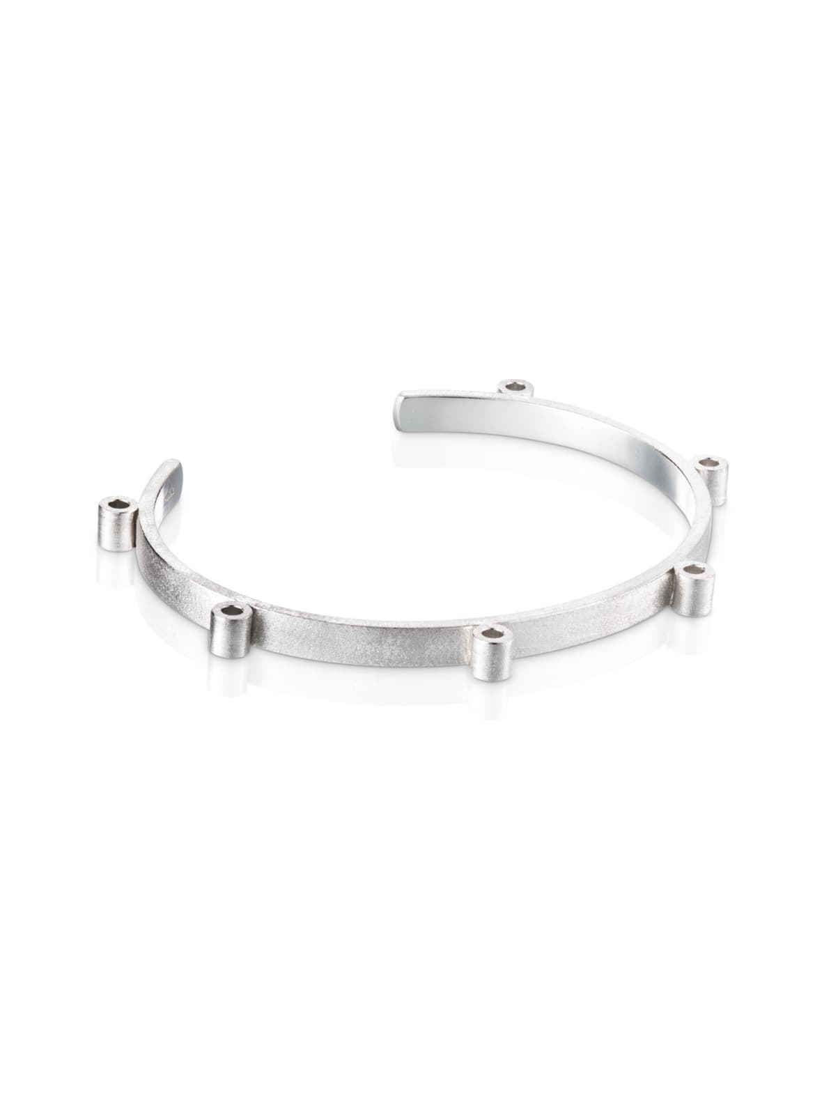 Valo signature bangle cuff
