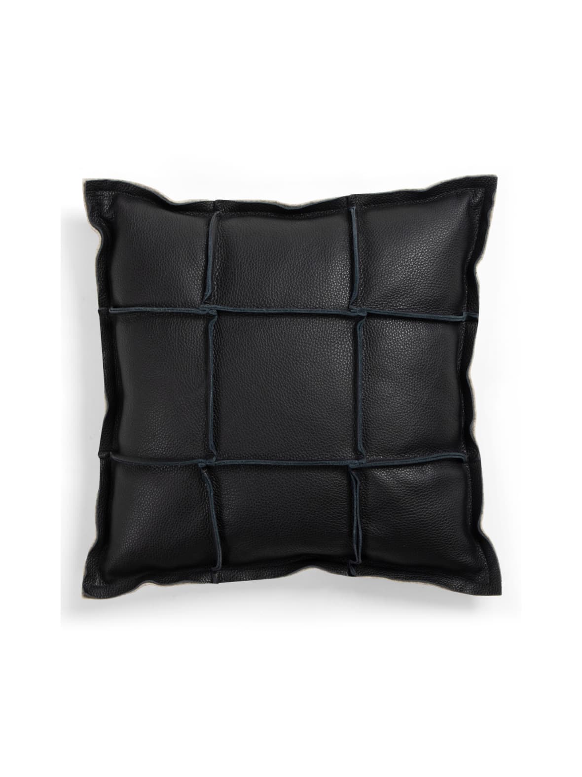 Väre-tyyny 45x45cm musta