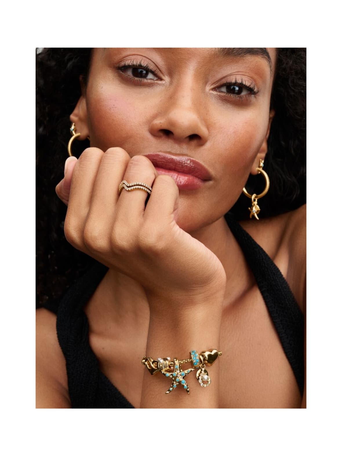 Gold-plated clip with icy blue and capri blue crystal and silicone grip-763902c01