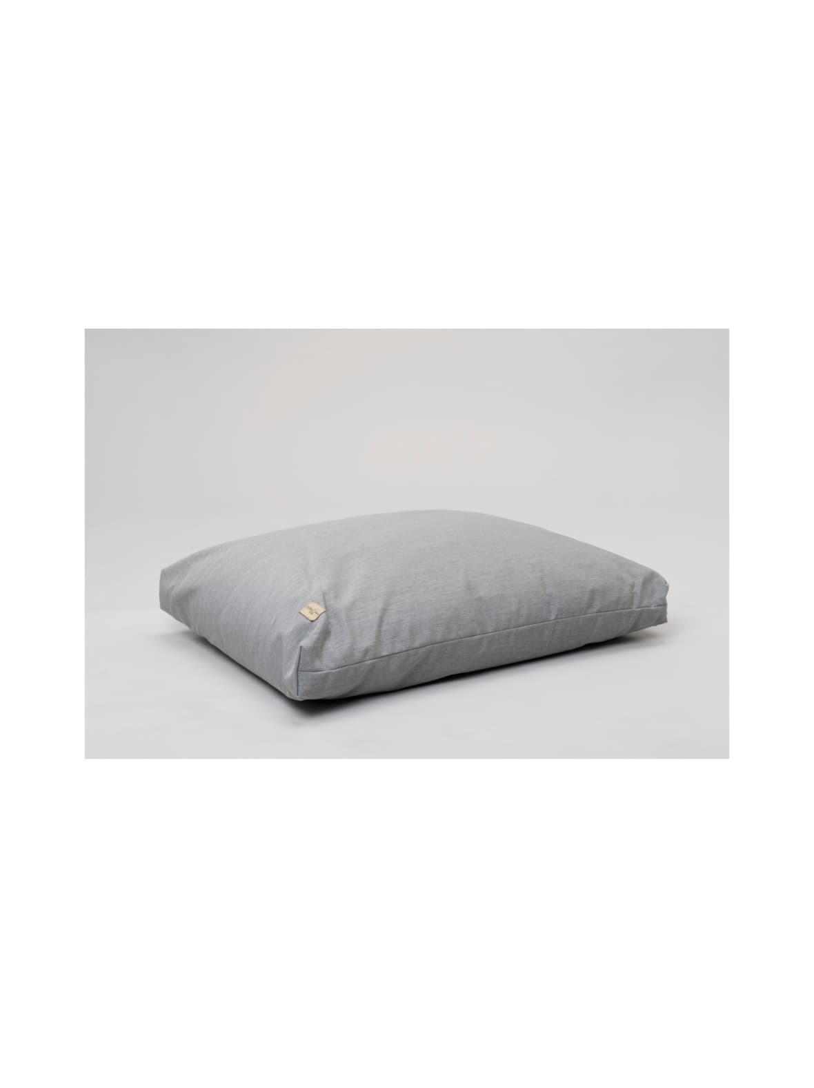 Syli- säänkestävä lattiatyyny