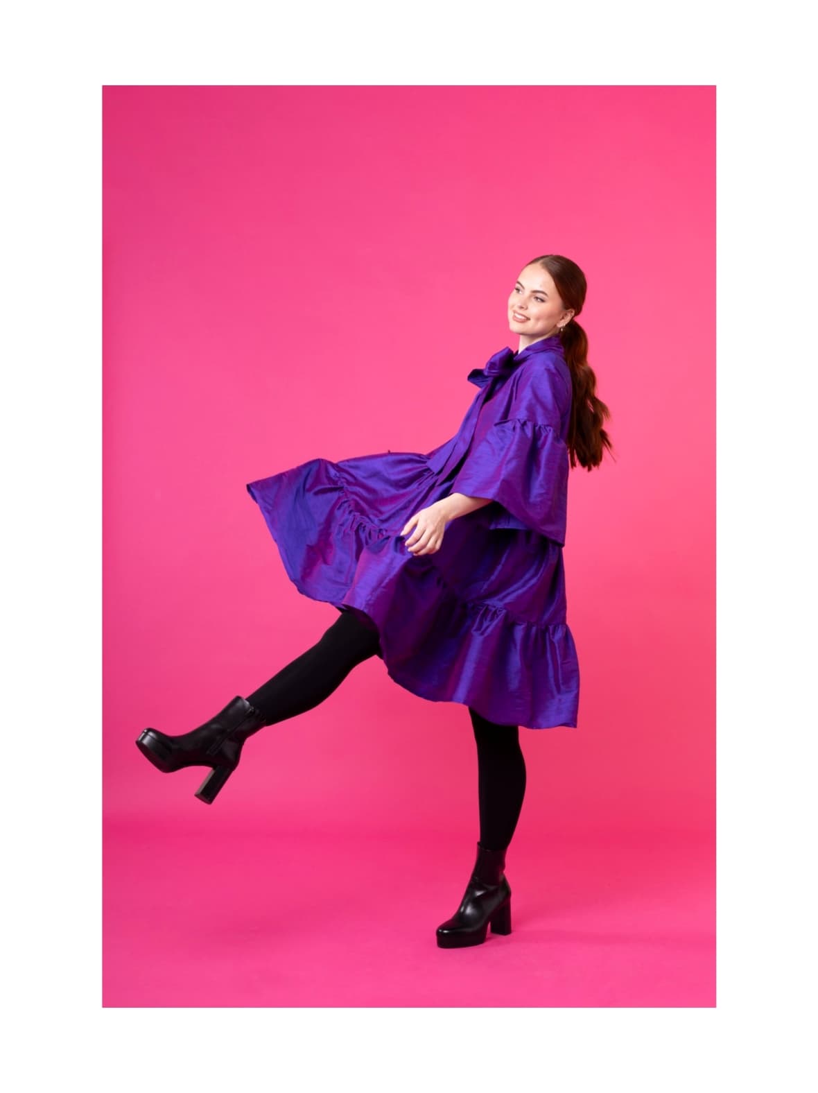 Lush- silkkimekko rusettikauluksella, violetti