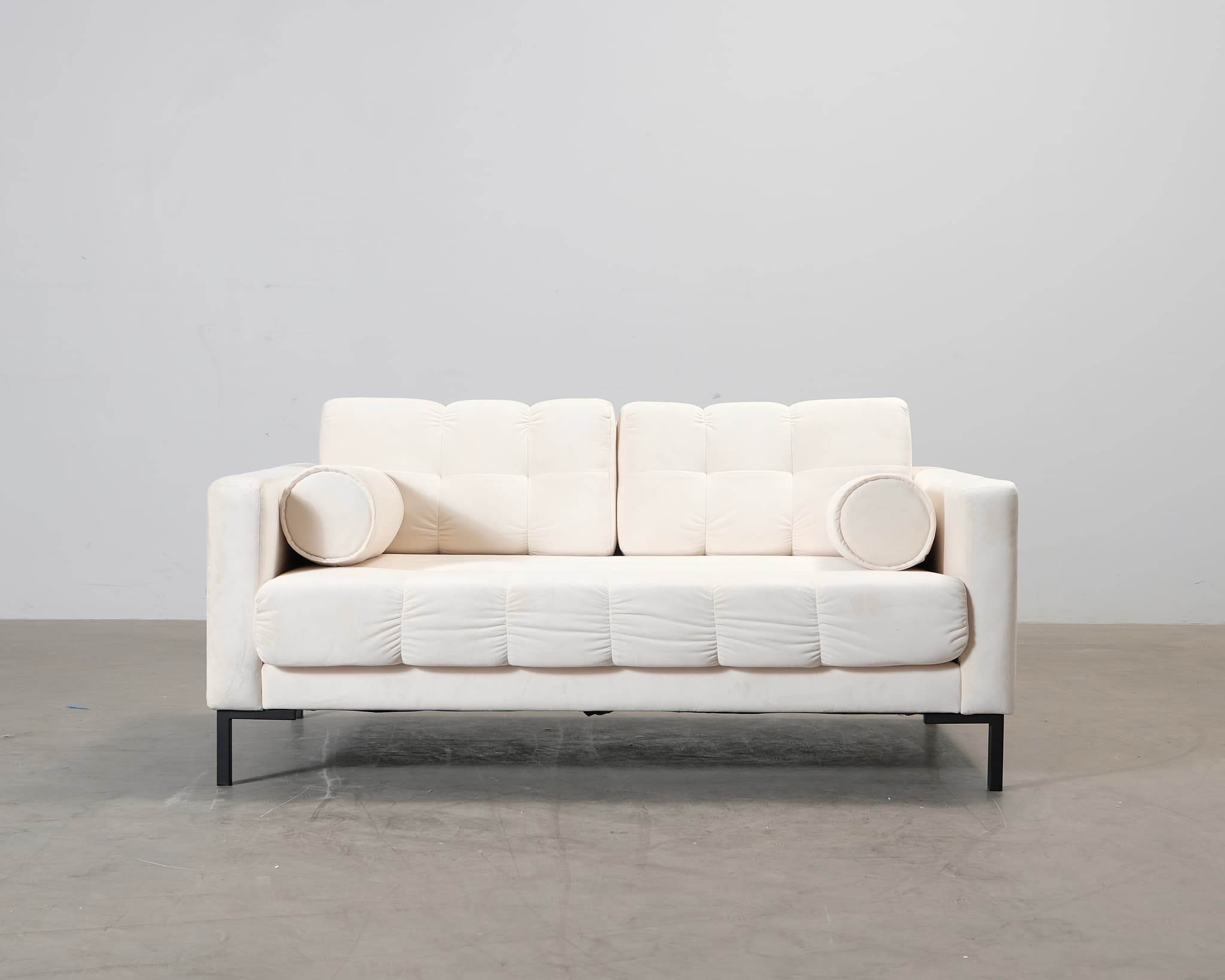 Cosmopolitan Design Bali 2-istuttava sohva vaaleanbeige