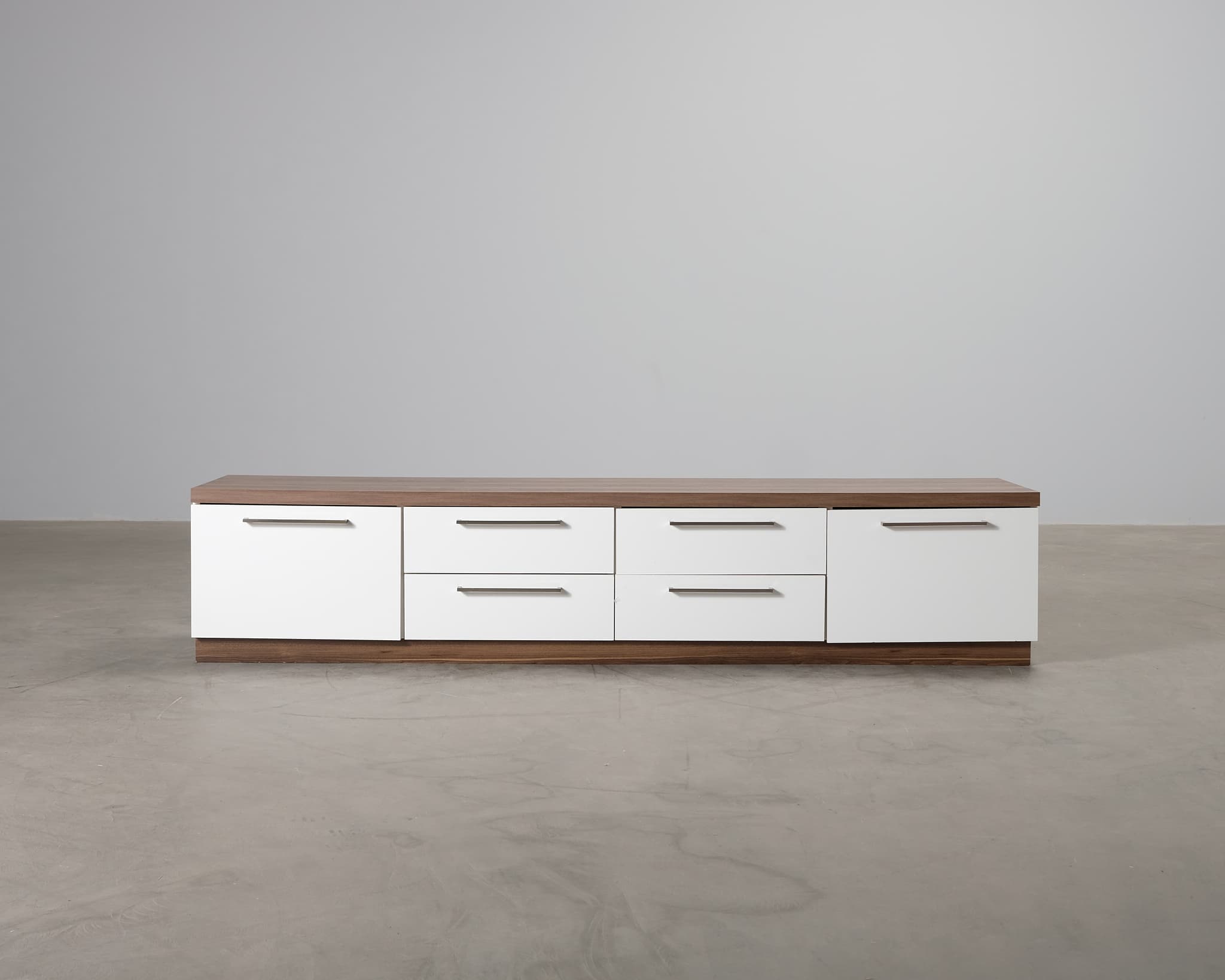 TV-taso 217 cm