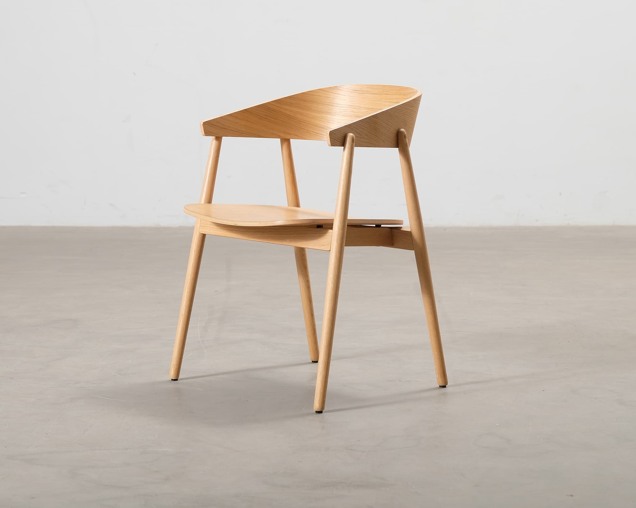 Andersen AC2 tuoli tammi