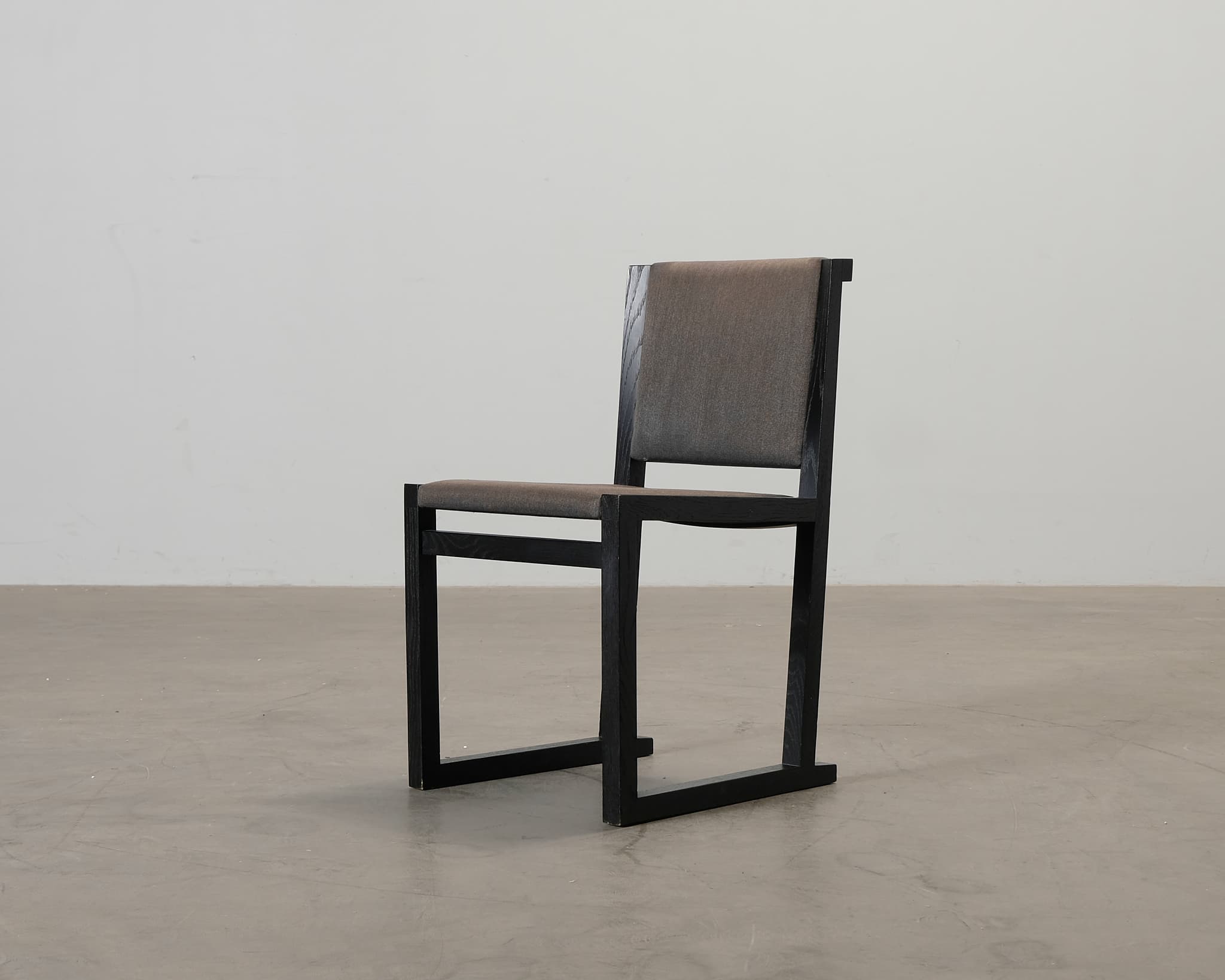 Maxalto Musa vintage ruokapöydän tuoli musta / ruskea