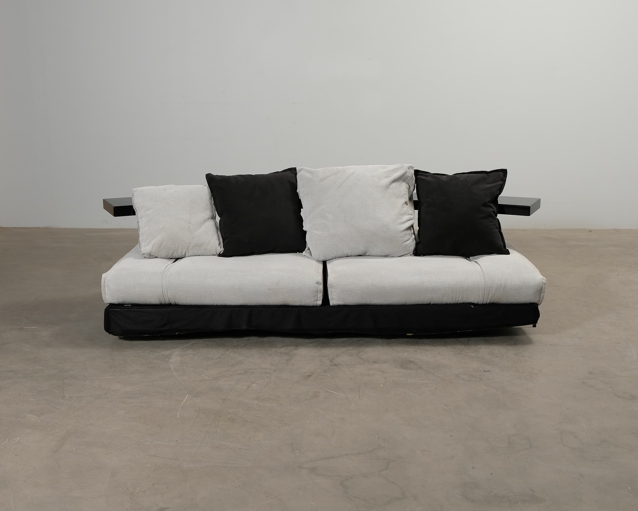 Saporiti Mauro Lipparini Avedon sohva musta / harmaa