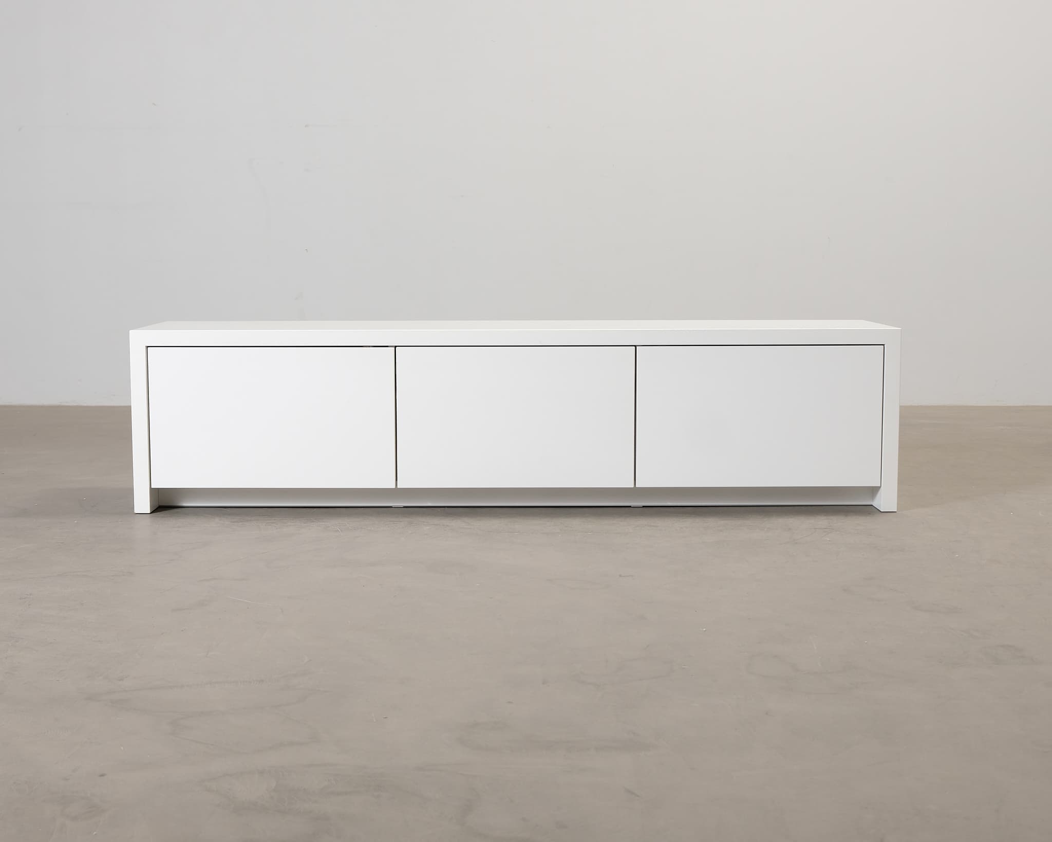 Senkki / TV-taso 188 cm valkoinen