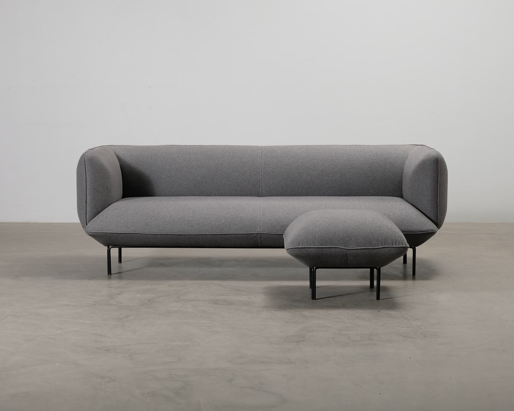 Bolia Cloud 3-istuttava sohva rahilla harmaa