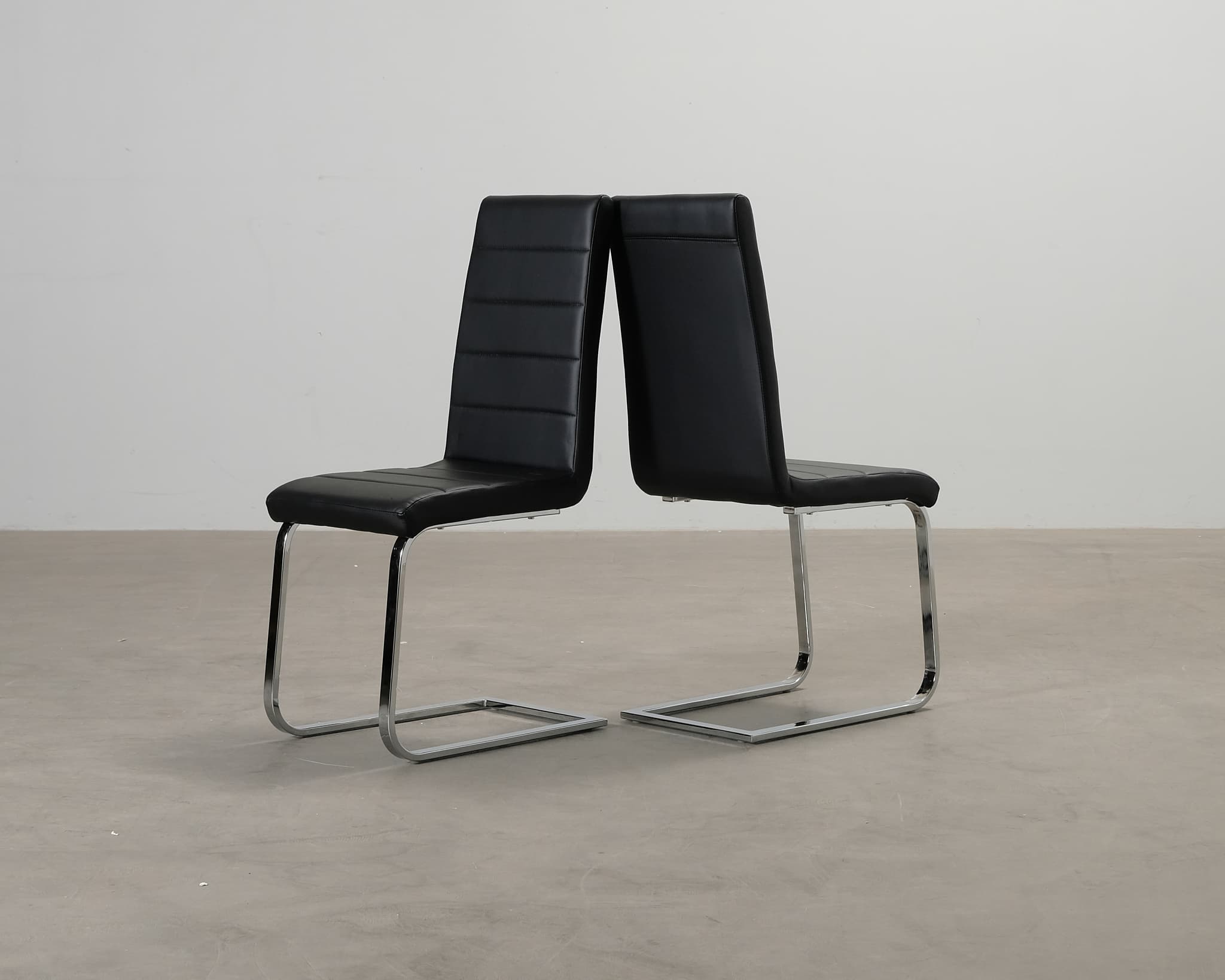 Cibus ruokatuoli keinonahka musta, 2 kpl setti