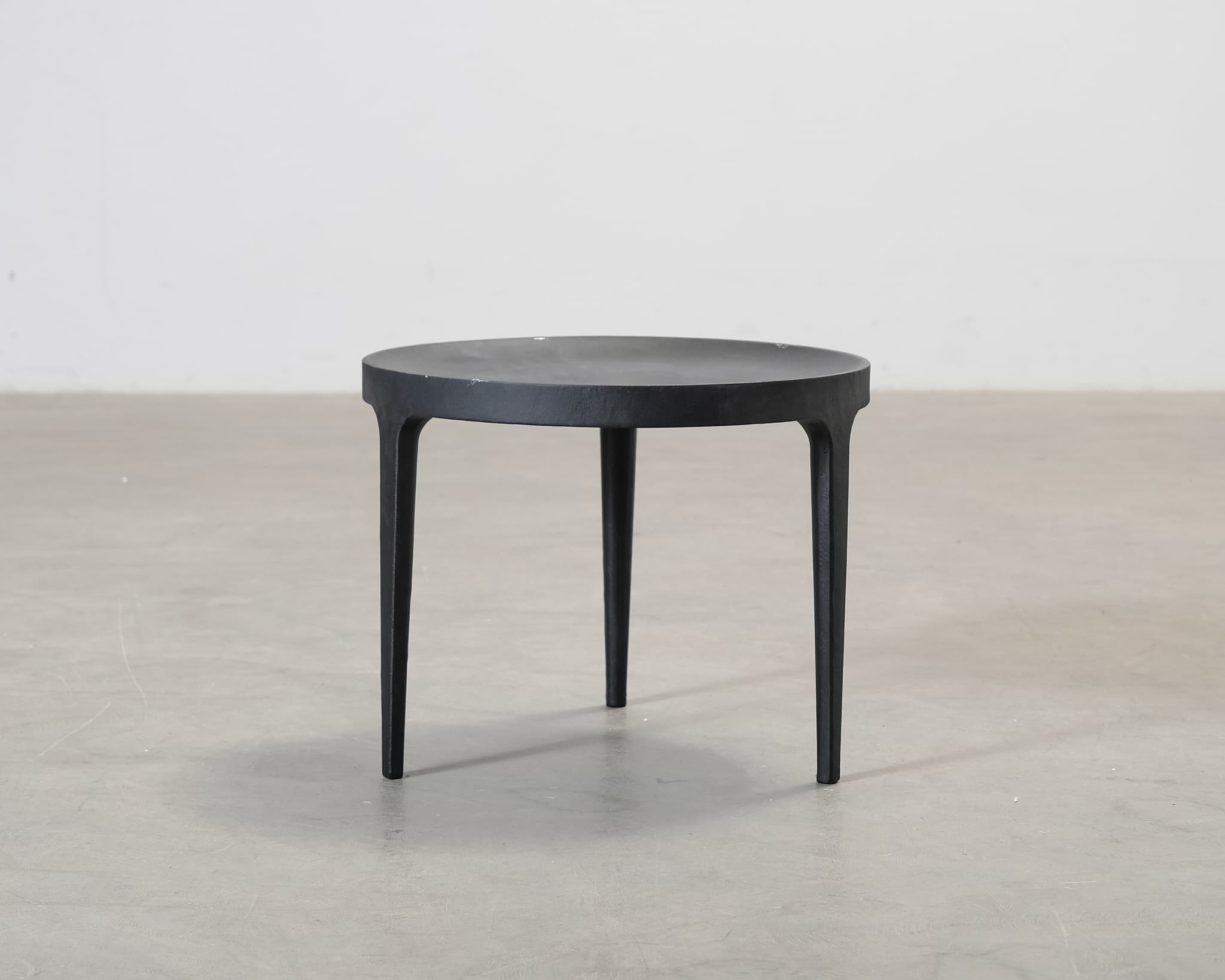 NORR11 Ghost ø 50 cm sohvapöytä musta