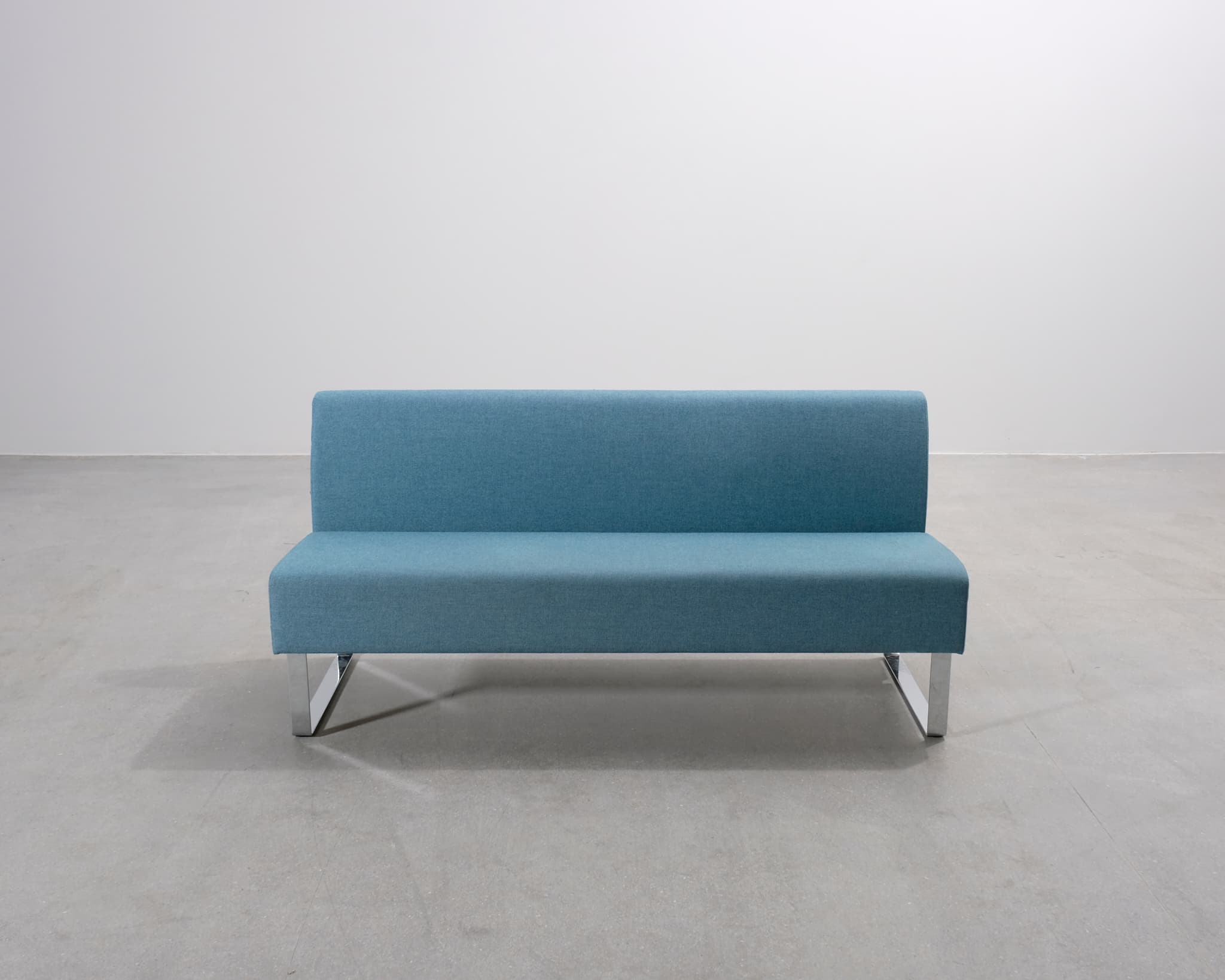 Materia 3-istuttava sohva vaaleansininen