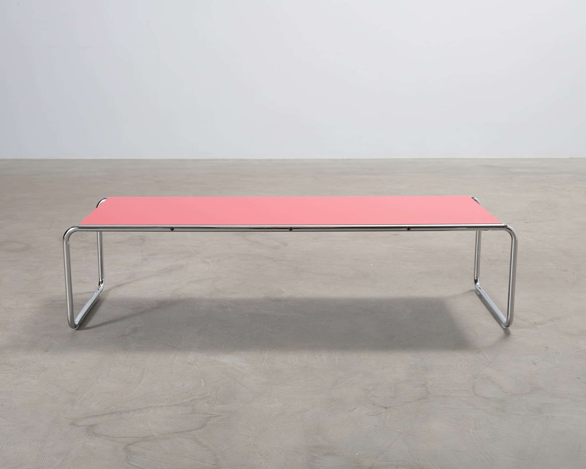 Knoll Laccio sohvapöytä punainen