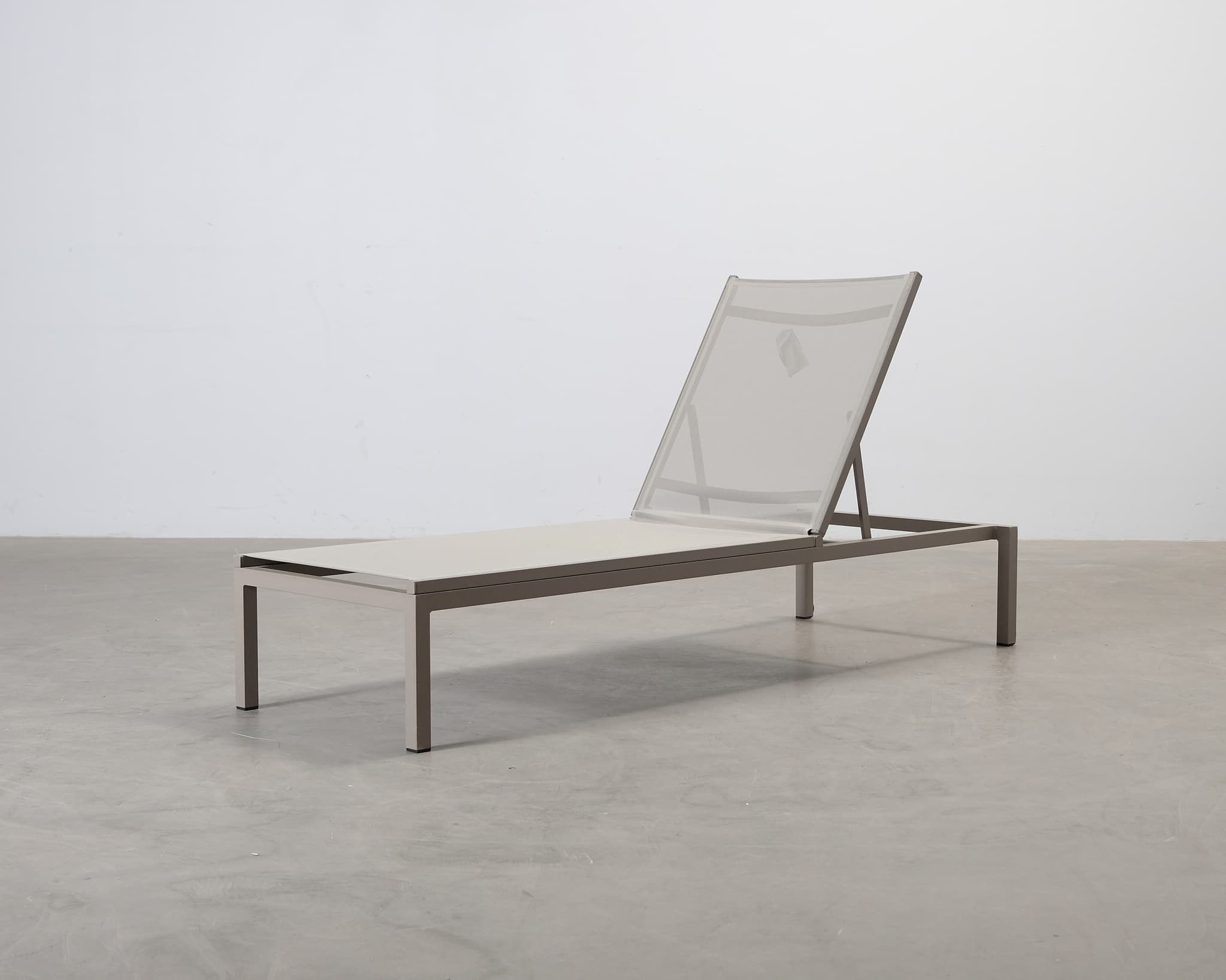 Kettal Landscape Via -lepotuoli / aurinkotuoli