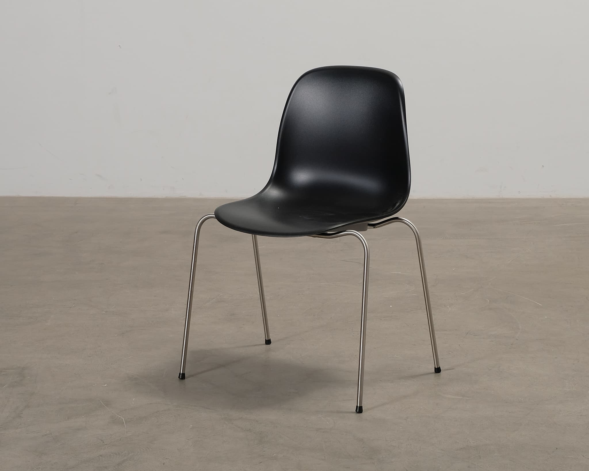 MYCS Chayr tuoli musta