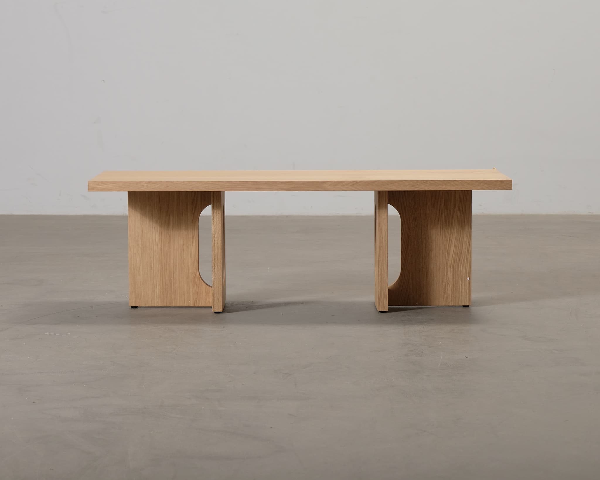 Audo Copenhagen Androgyne sohvapöytä 120 cm tammi