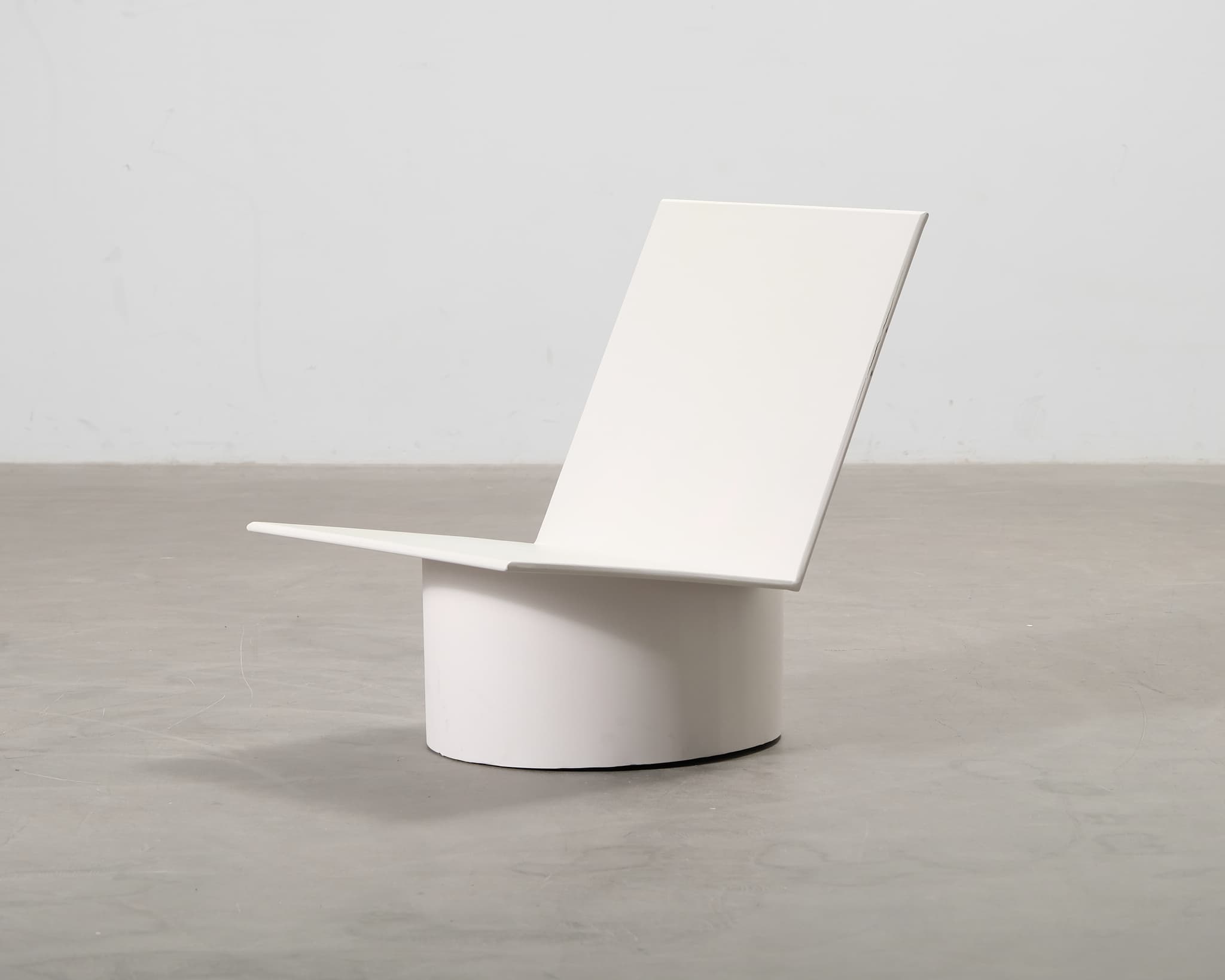 Serax Valerie terassonojatuoli valkoinen