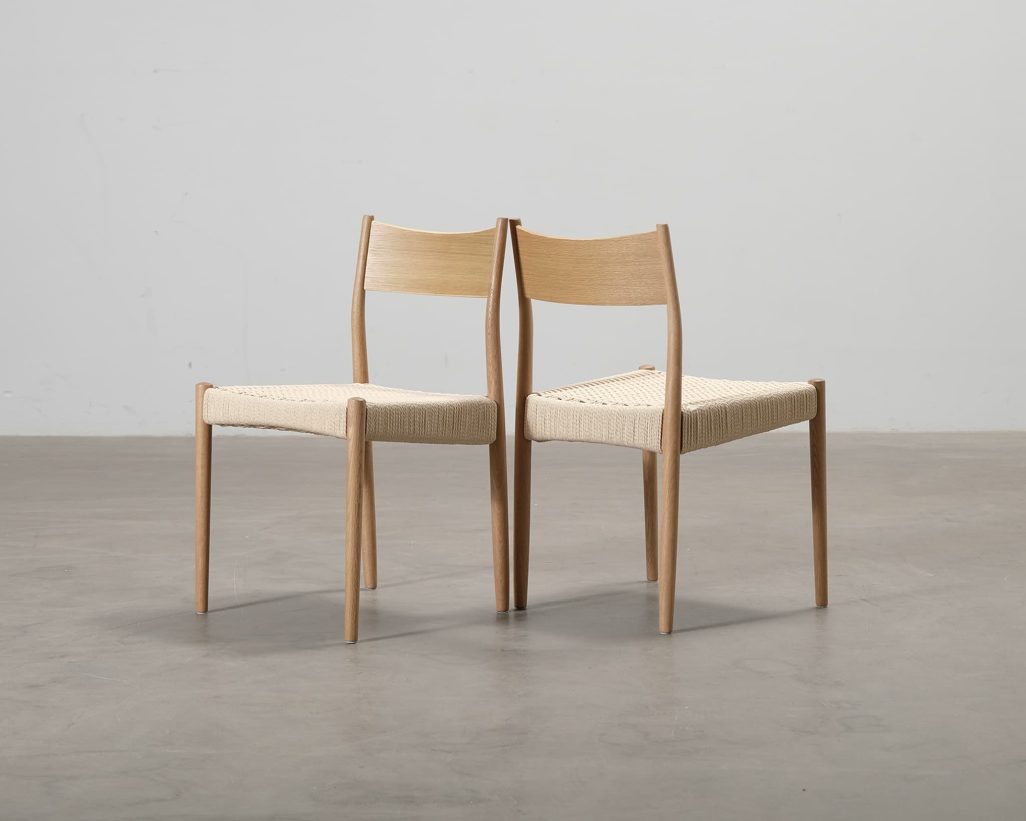 Decotique Bond tuoli tammi, 2 kpl setti