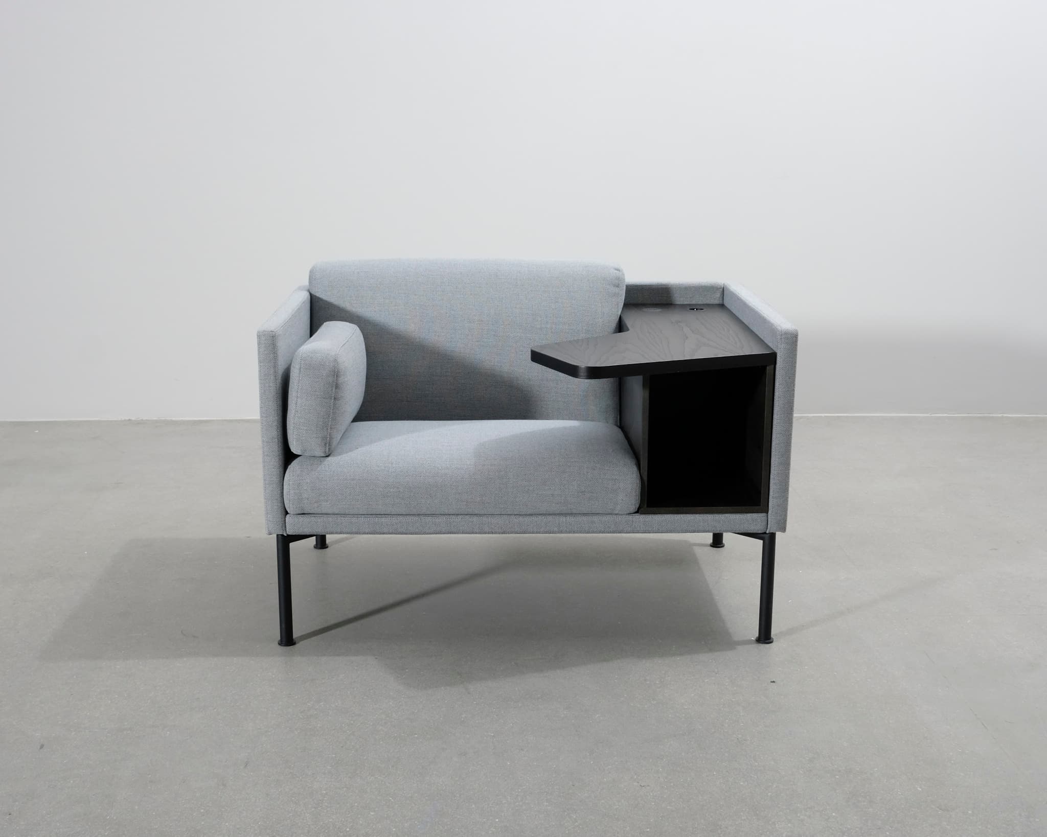 Horreds Mute Focus nojatuoli harmaa