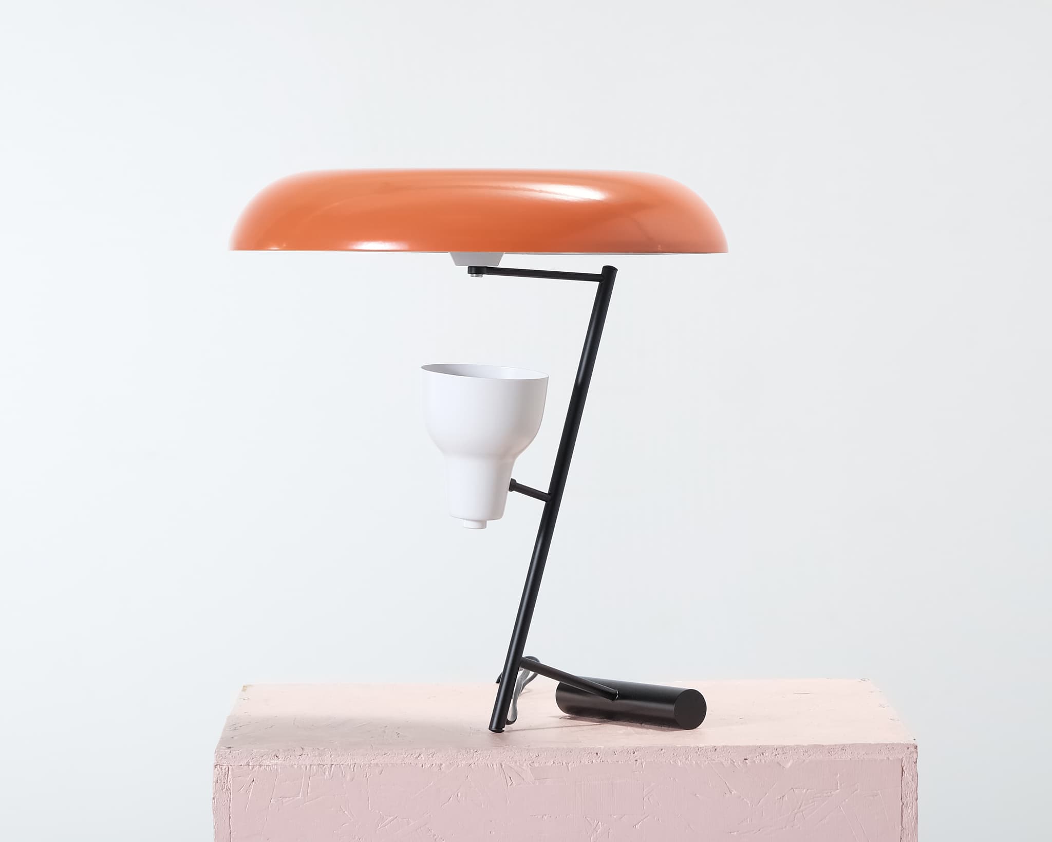 Astep Model 548 pöytävalaisin oranssi