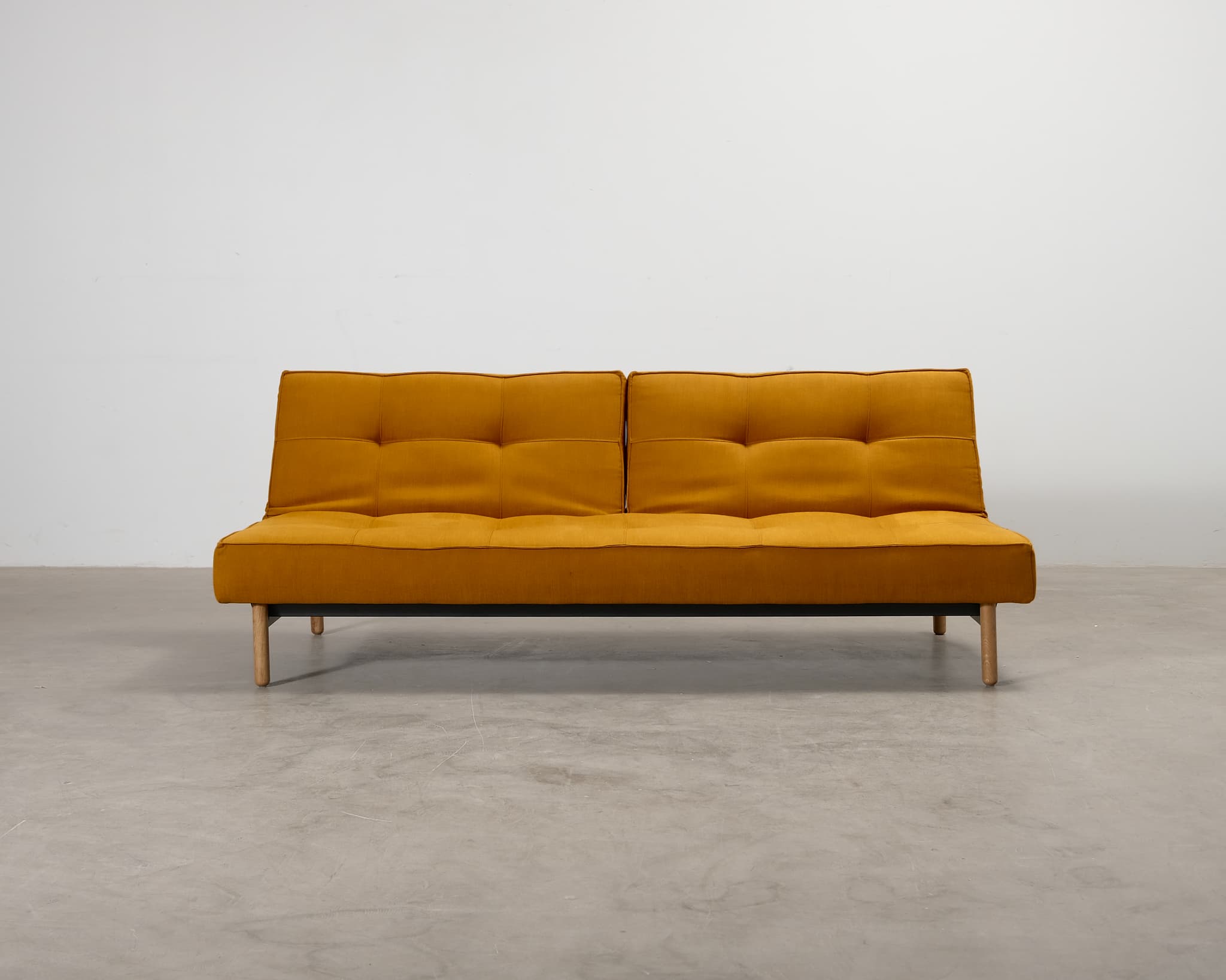 Innovation Living Splitback vuodesohva okra