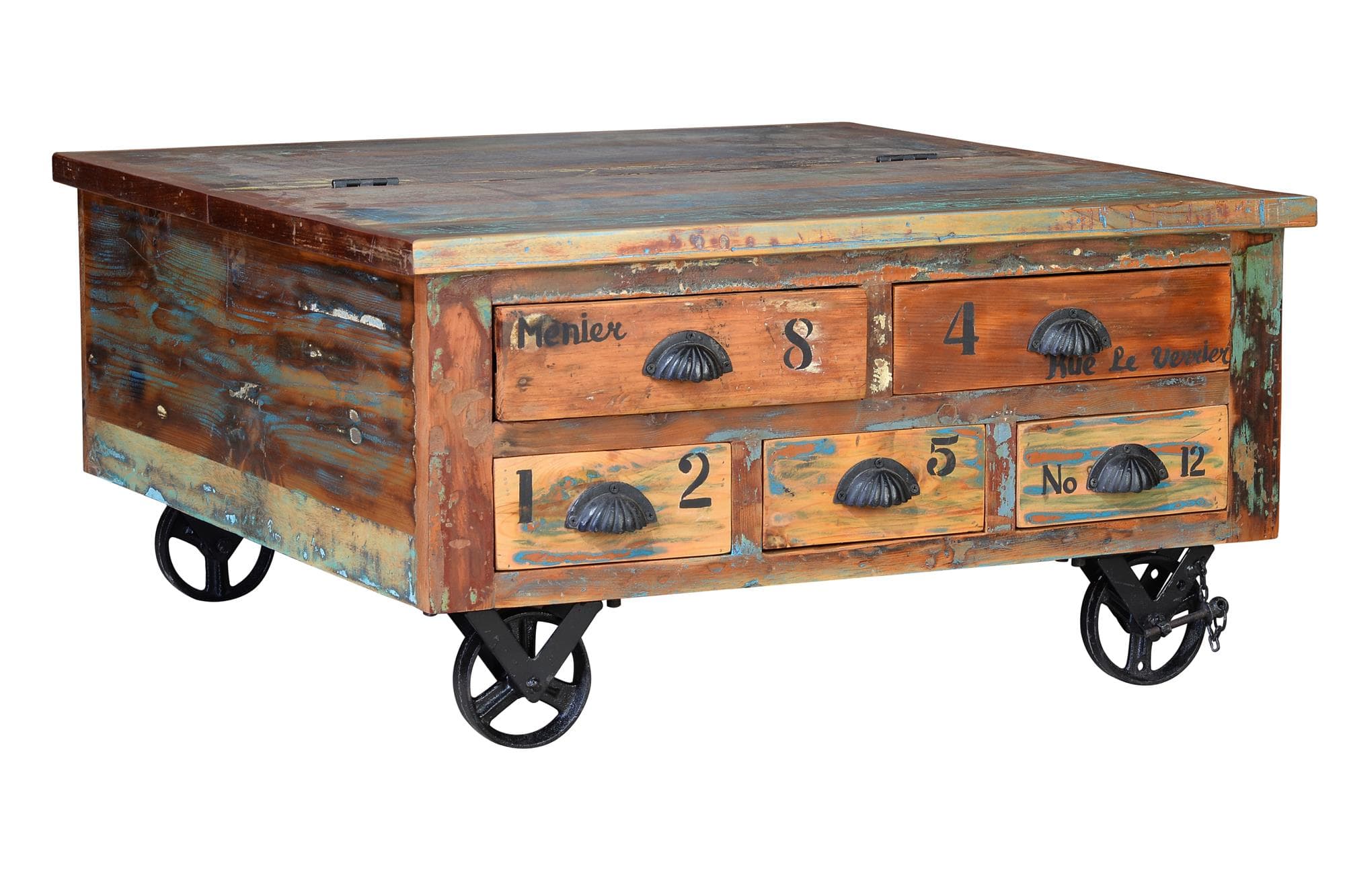 Monivärinen kierrätyspuusta valmistettu sohvapöytä