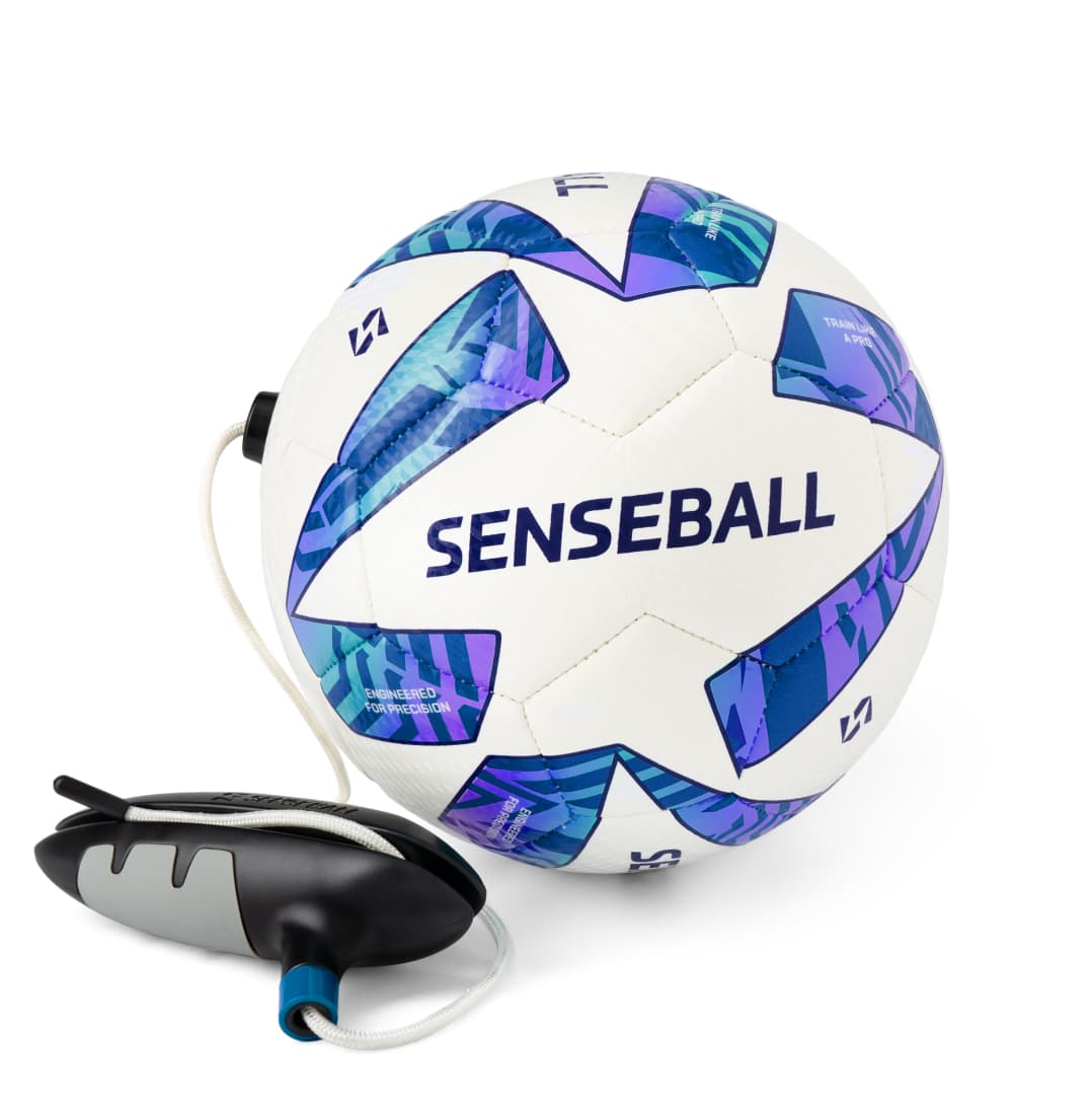SenseBall® jalkapallon harjoittelupallo ja sovellus - koko 3, sininen-valkoinen - molempien jalkojen kuljetus- ja pallonhallintaharjoittelu