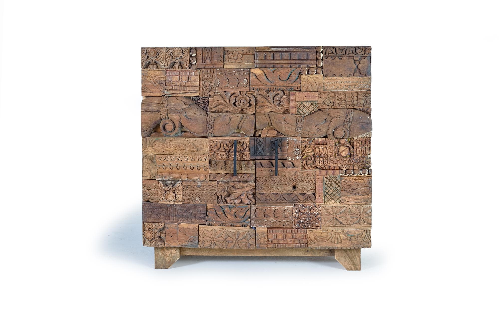 Senkki mangopuusta ja kierrätyspuusta