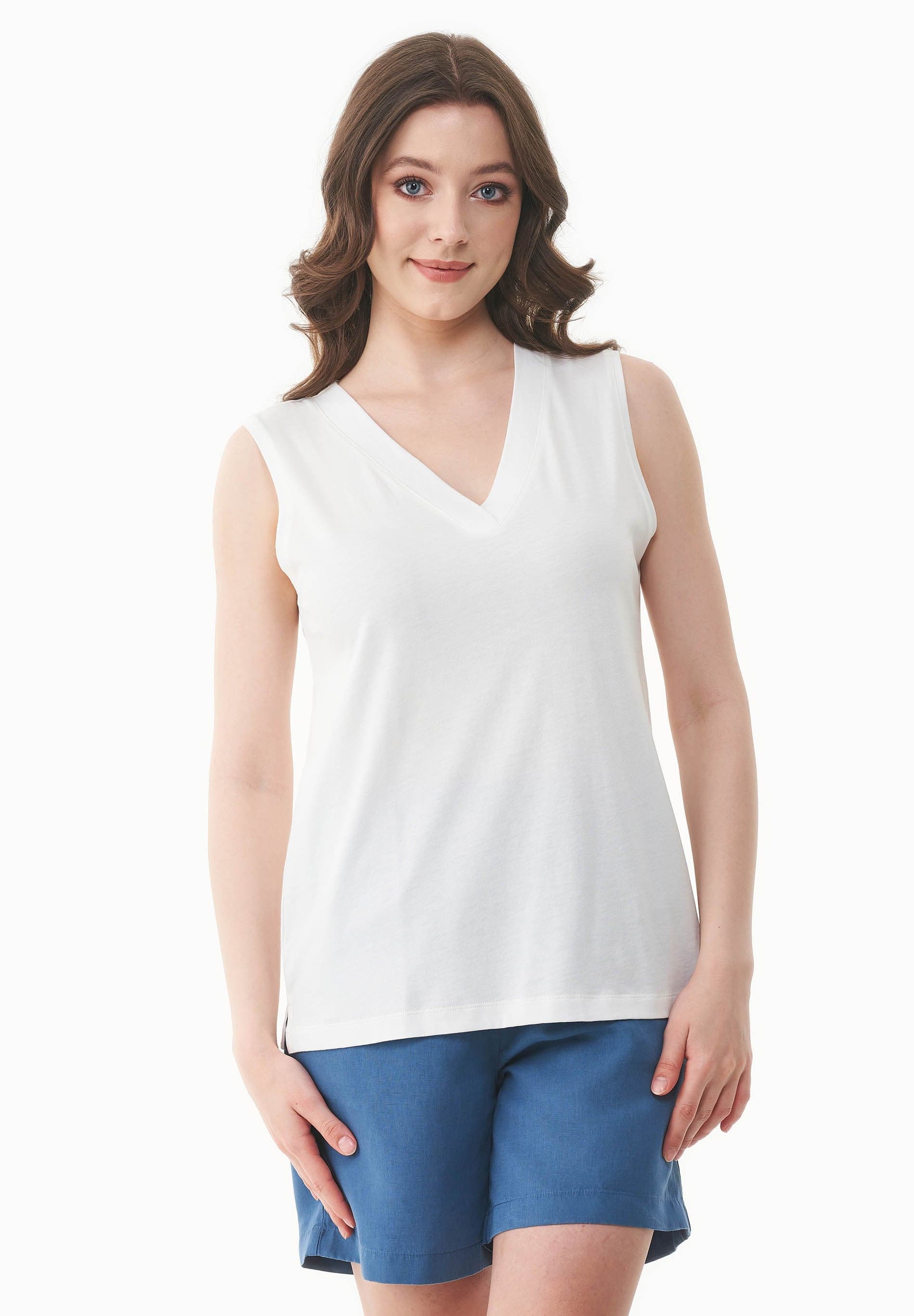 Modal Blend V-Neck Top Off White – ORGANICATION