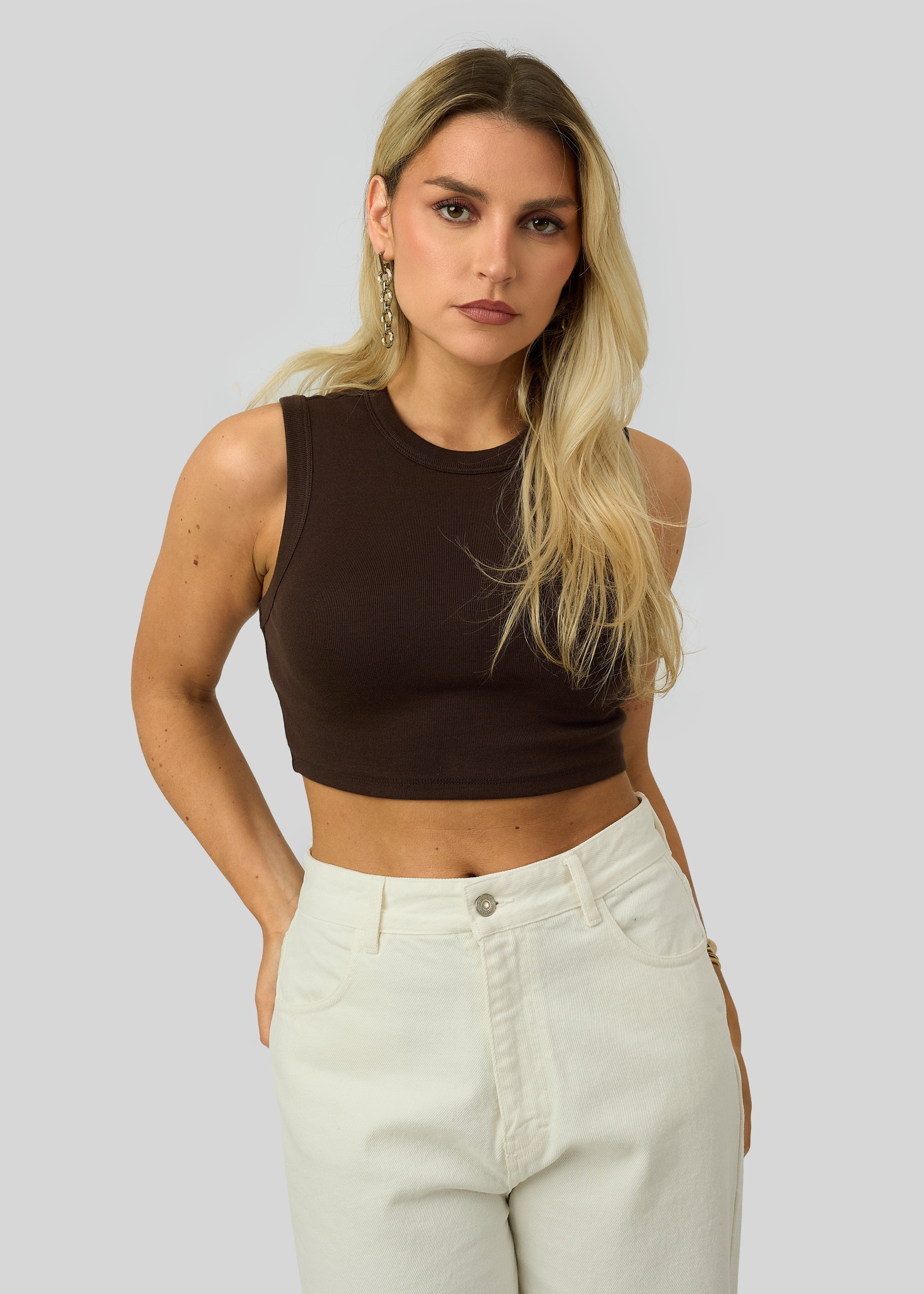 Kurt High-Neck Cropped Toppi Ruskea – GUAJA.