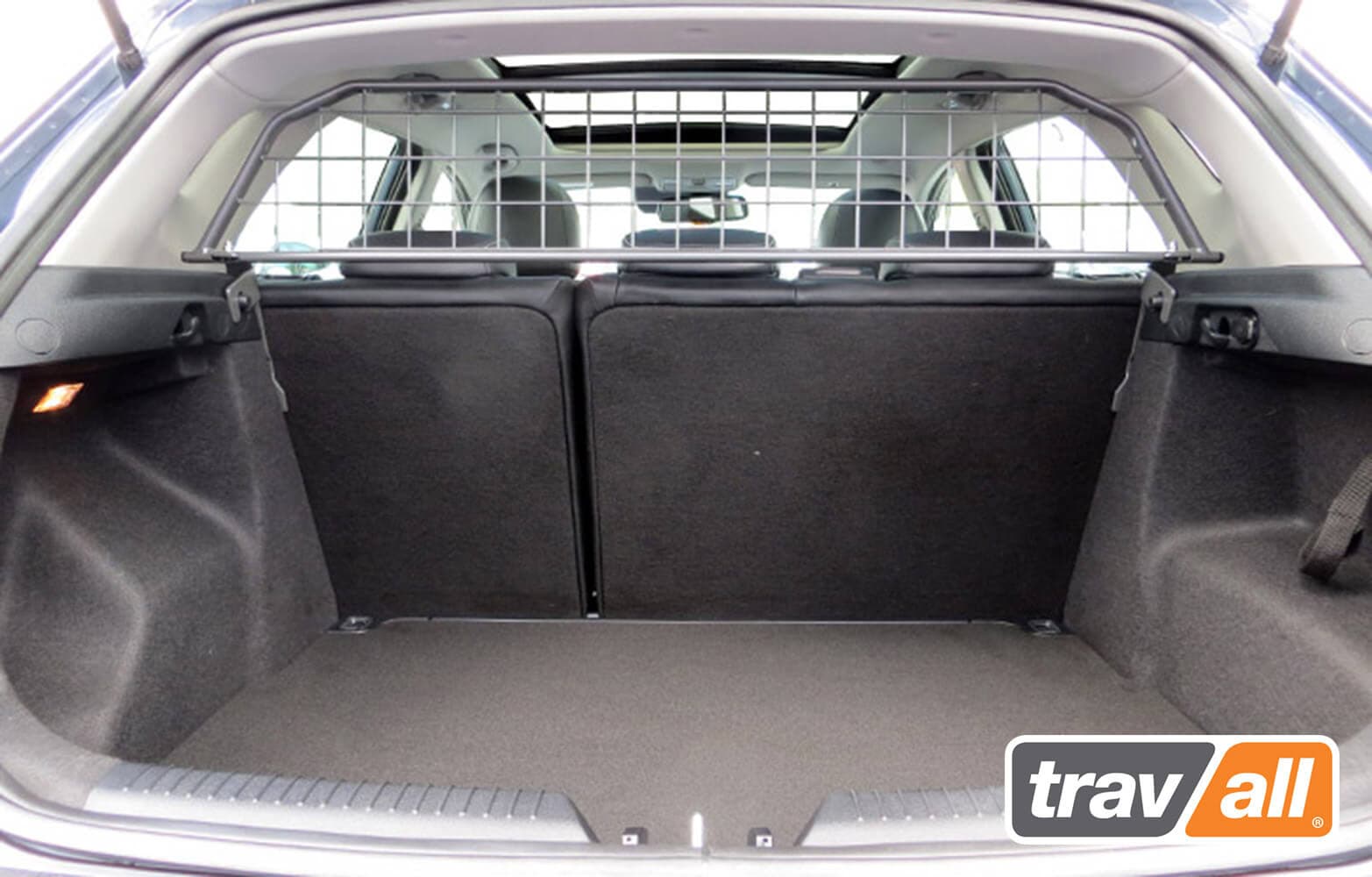 Koiraverkko autoon - Hyundai i30 hatchback 5-ov (2011-2017), Travall – Travall