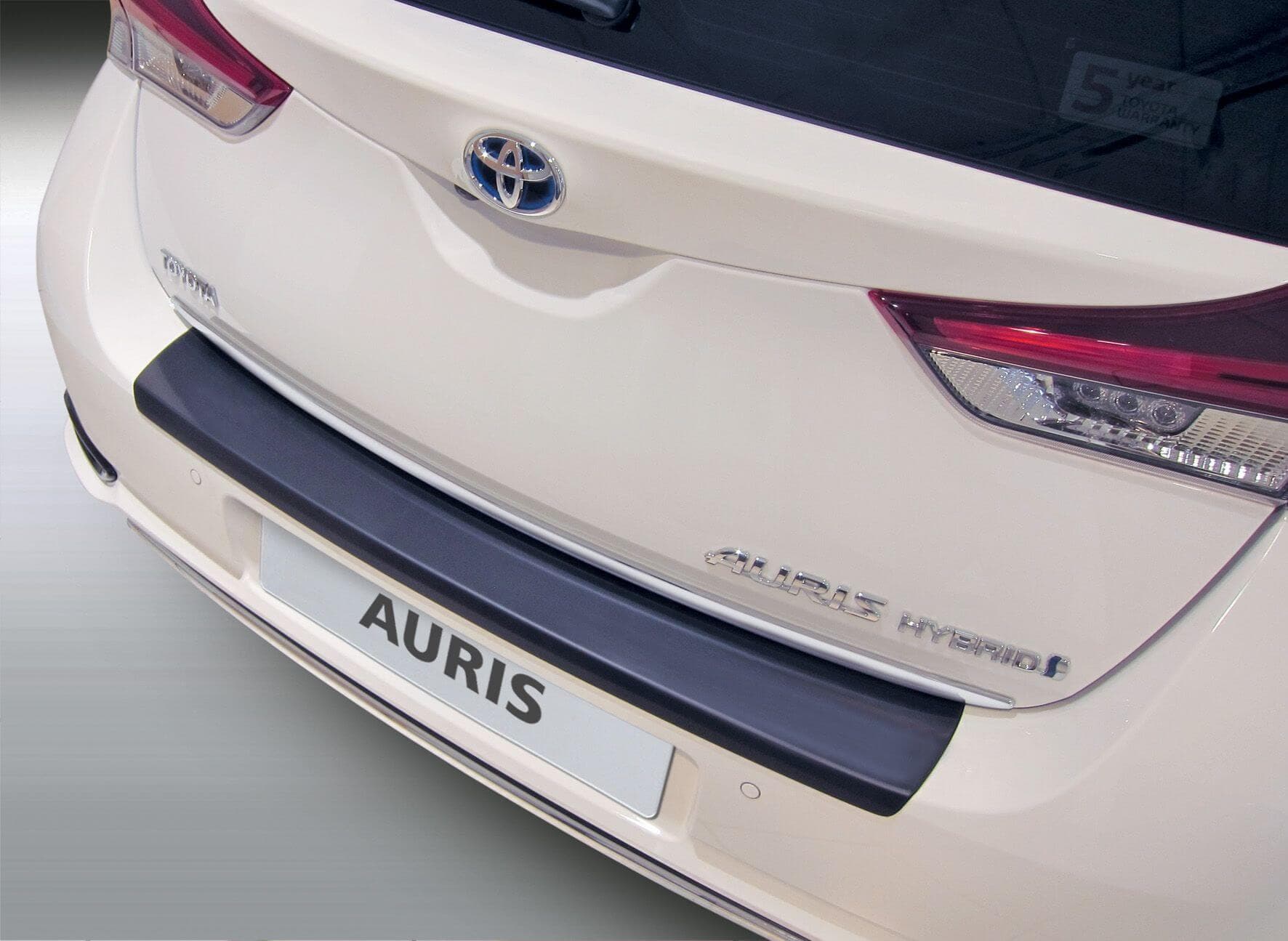 Takapuskurin suoja Toyota Auris (2015-2019) – RGM