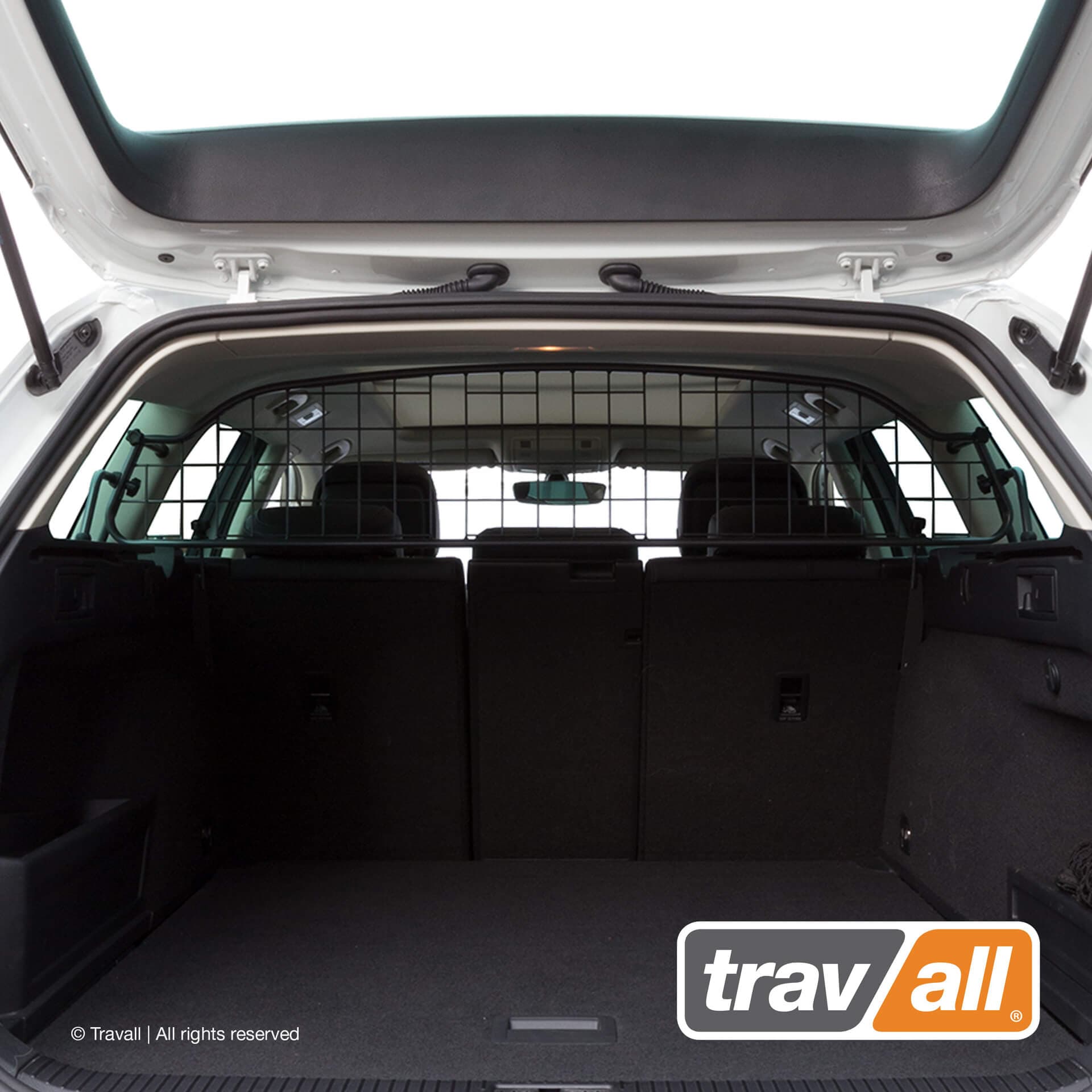Koiraverkko autoon - Volkswagen Passat Variant (2015-2023) kattoluukulla, Travall – Travall