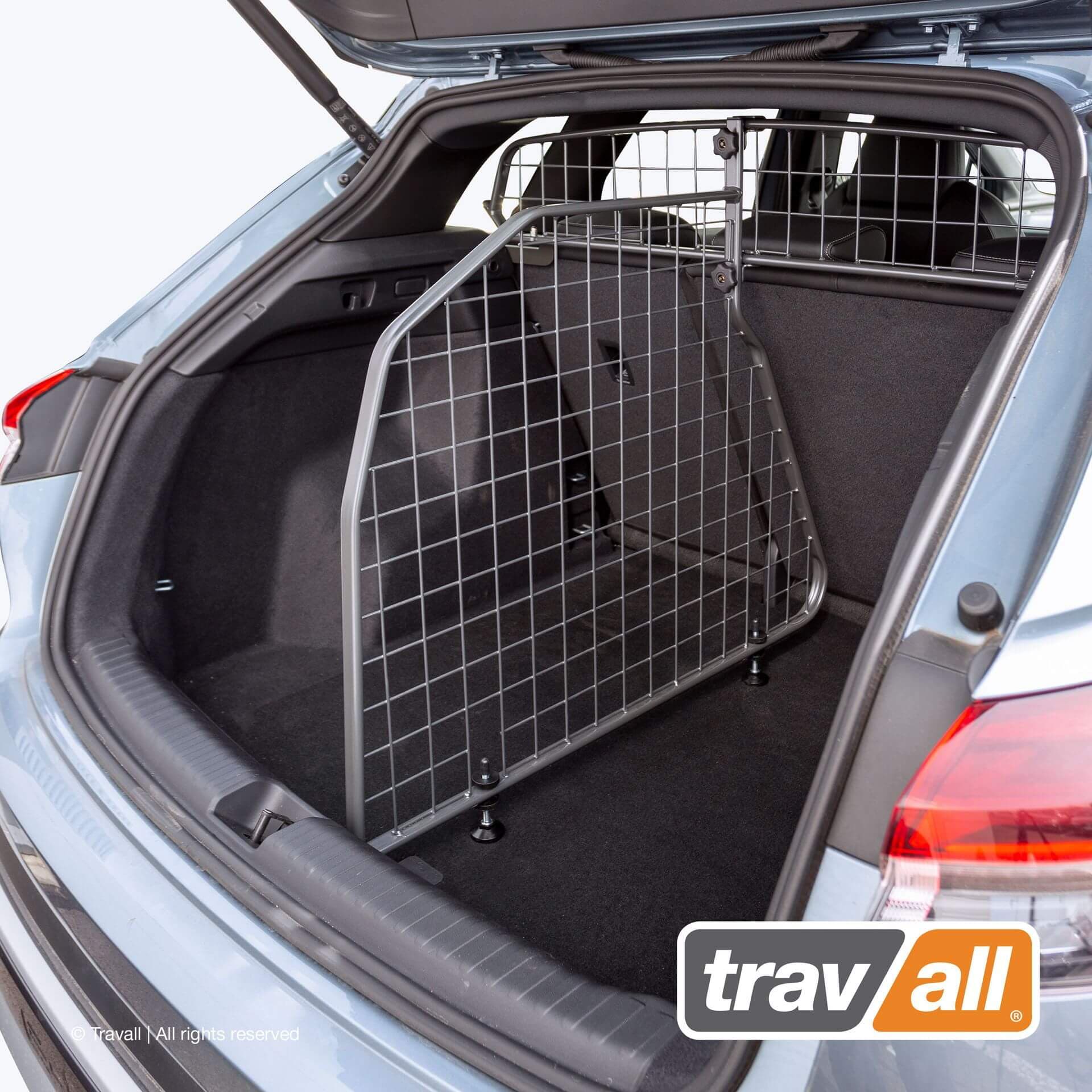 Tilanjakaja autoon - Audi Q4 e-Tron (2021➟) alempi lattiataso, Travall – Travall